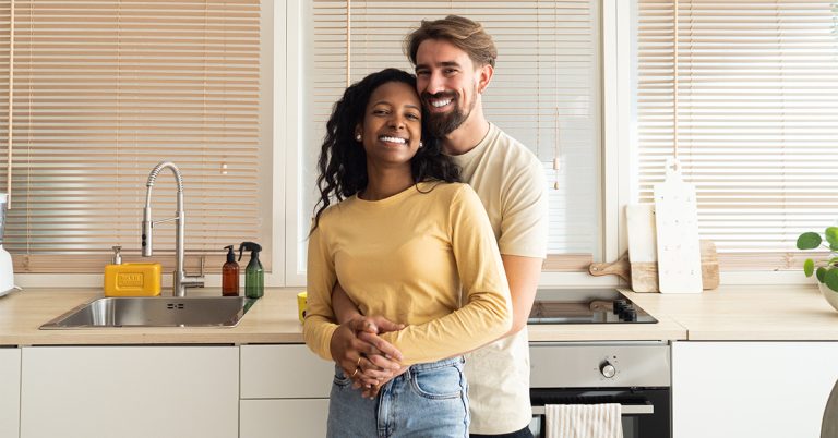 Understand Your Homeowners Insurance Policy Hero